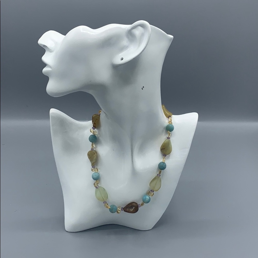 Precious stone necklace - Picture 3 of 5